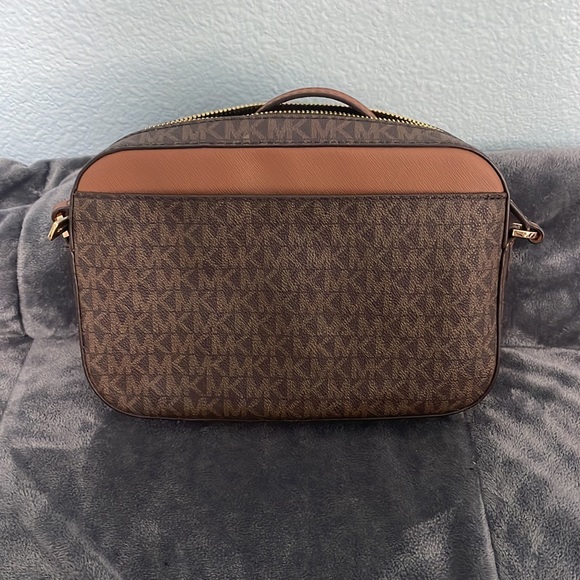 MK Crossbody Purse - Picture 2 of 5